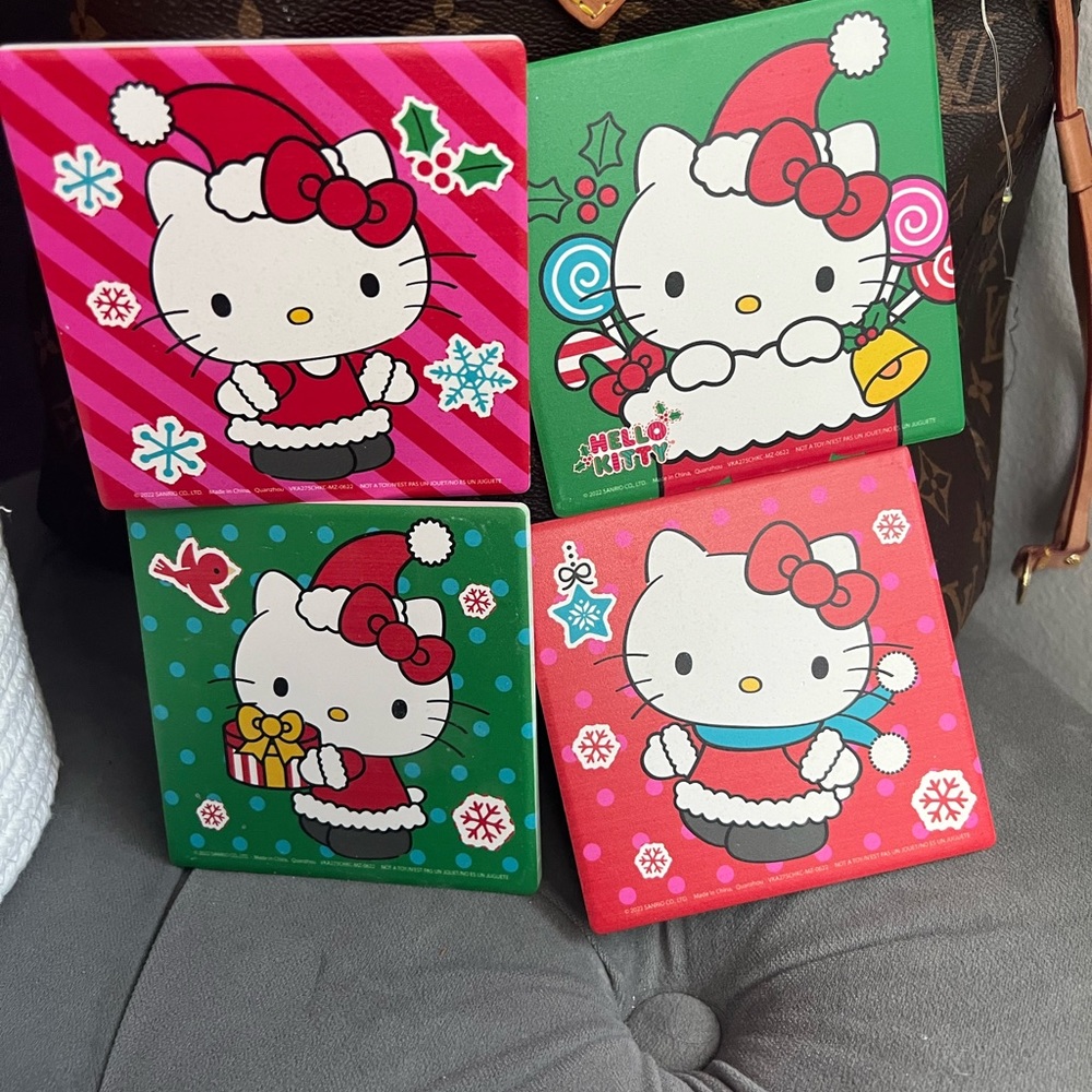 hello kitty christmas coasters